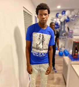 Meet your Posher, Jay